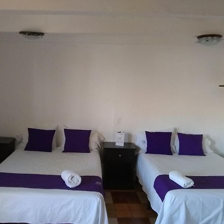 Hotel Posada Laura San Juan del Río Екстериор снимка